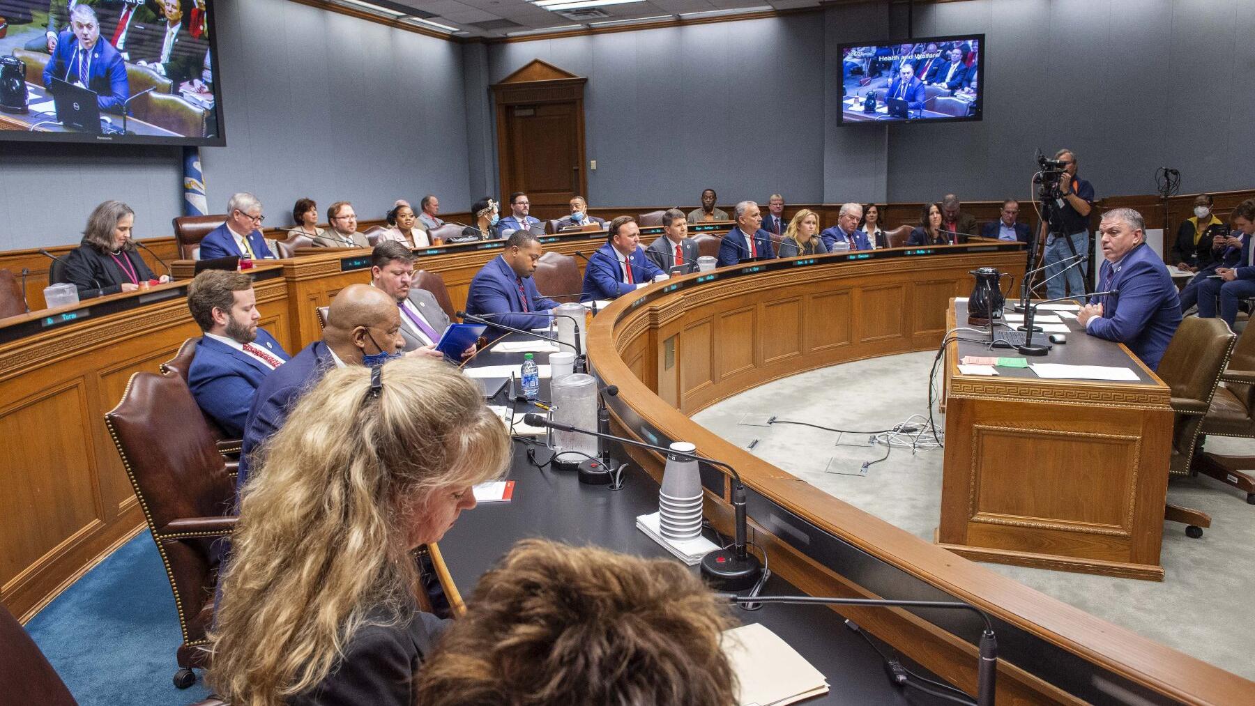 Louisiana lawmakers ask Gov. John Bel Edwards to reject rule adding COVID vaccine to school shot list